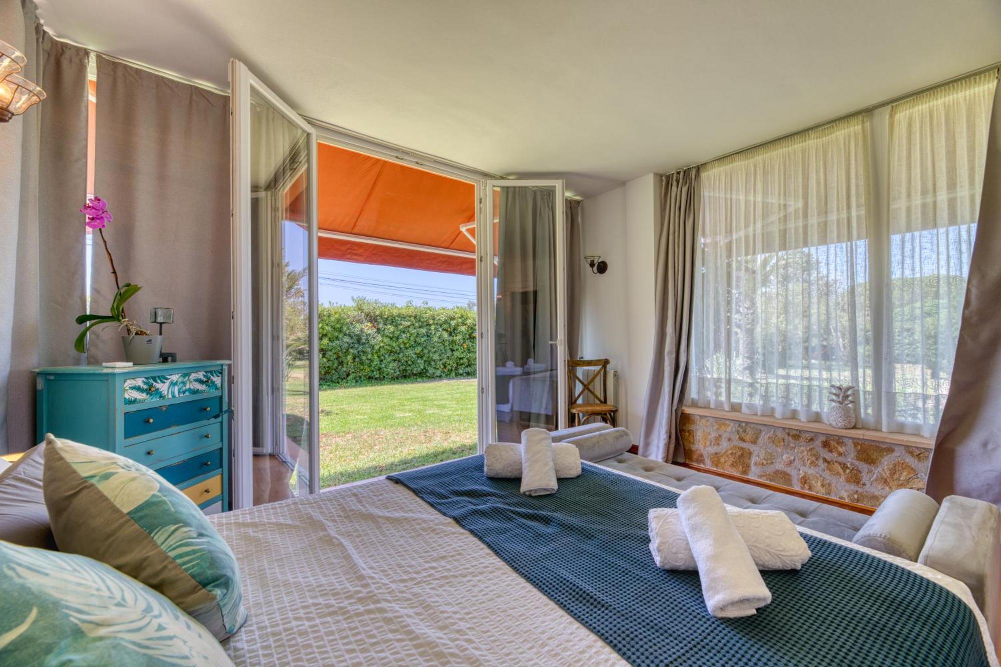 Kentia Mallorca, Charming And Stylish Close To Feriehus *